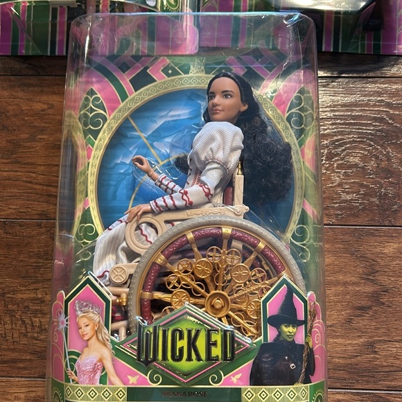 Mattel Wicked Movie Glinda Nessarose Elphaba Dolls MISPRINT ERROR  NEW s… - Picture 4 of 11